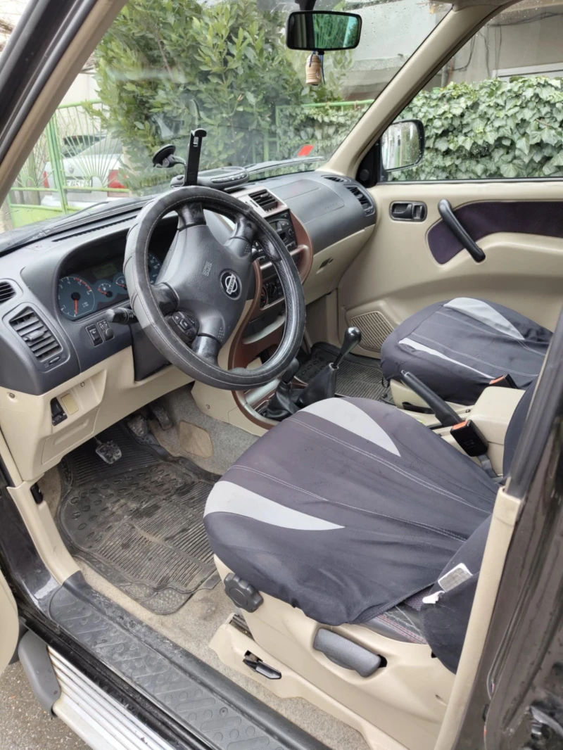 Nissan Terrano, снимка 6 - Автомобили и джипове - 53125418