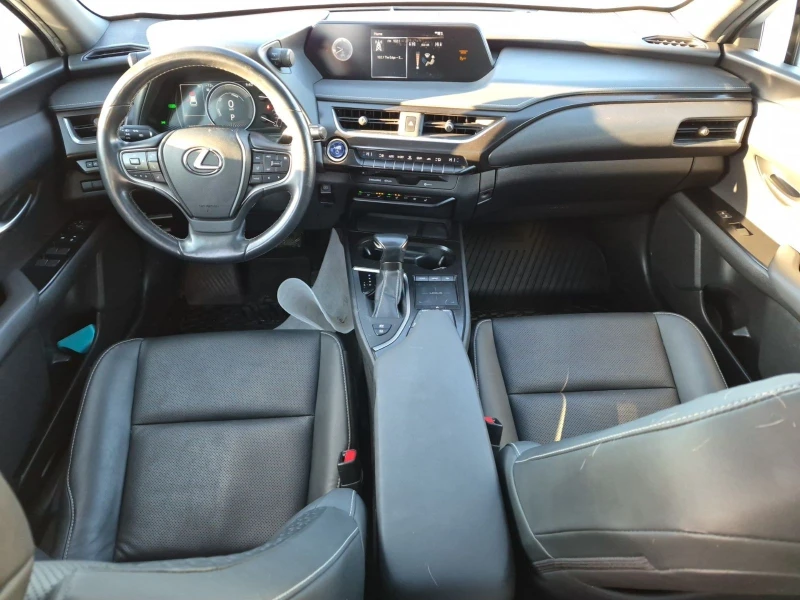 Lexus UX 250h С РЕГИСТРАЦИЯ & АВТО КРЕДИТ, снимка 10 - Автомобили и джипове - 53385085