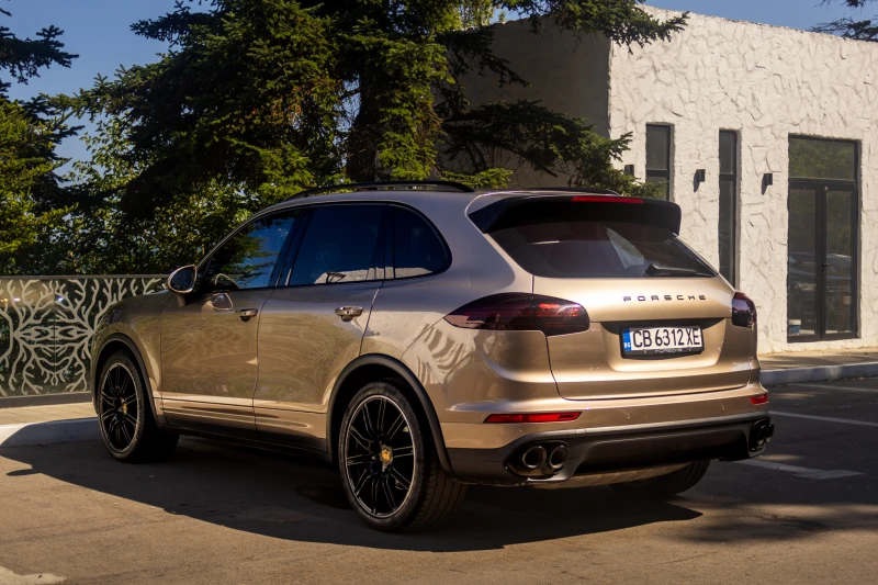 Porsche Cayenne, снимка 4 - Автомобили и джипове - 53418078