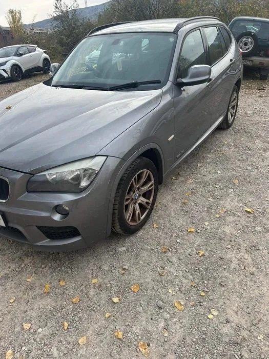 BMW X1 118d N47, снимка 4 - Автомобили и джипове - 49464216