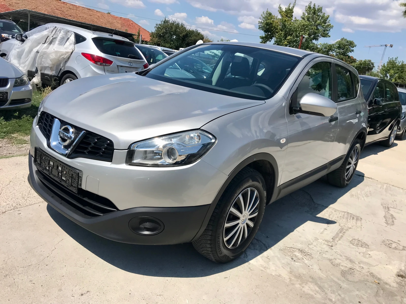 Nissan Qashqai 1.6-бензин-face - изображение 3