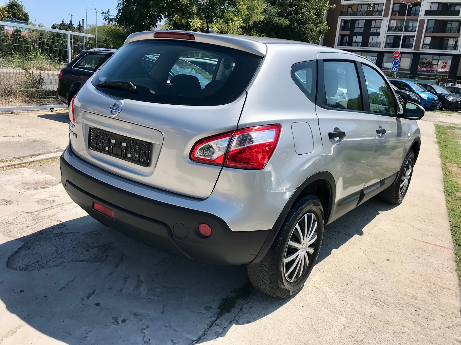 Nissan Qashqai 1.6-бензин-face - изображение 6