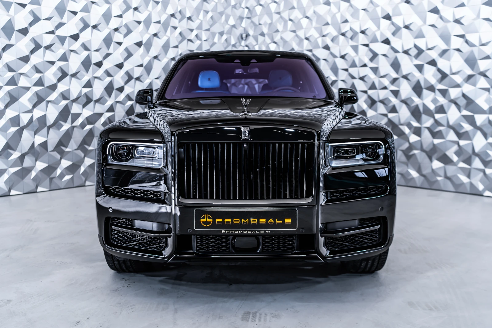 Rolls-Royce Cullinan Black Badge - изображение 2