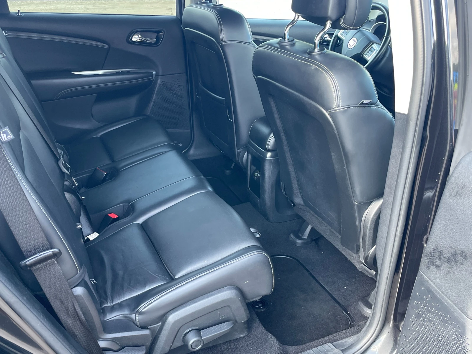 Fiat Freemont    4x4 7    | Mobile.bg   12