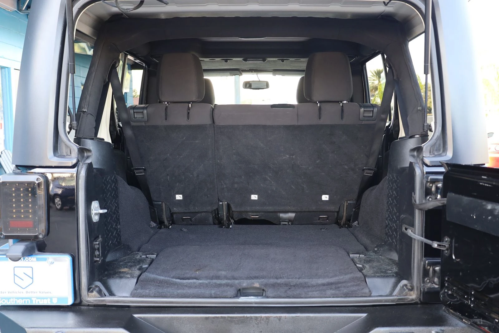 Jeep Wrangler 2015* UNLIMITED* 3.6 SPORT* ДЪЛГА БАЗА | Mobile.bg — изображение 17