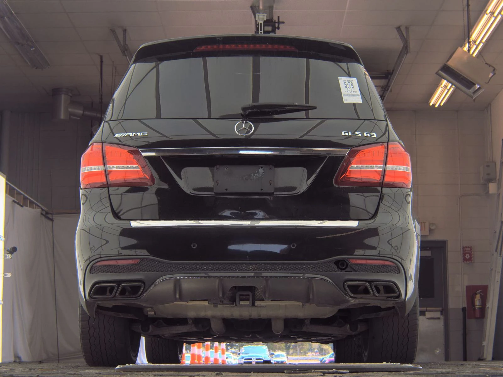 Mercedes-Benz GLS 63 AMG ОБДУХВАНЕ* ДИСТРОНИК* МАСАЖ* 360КАМЕРА* КЕЙЛЕС*  - изображение 6