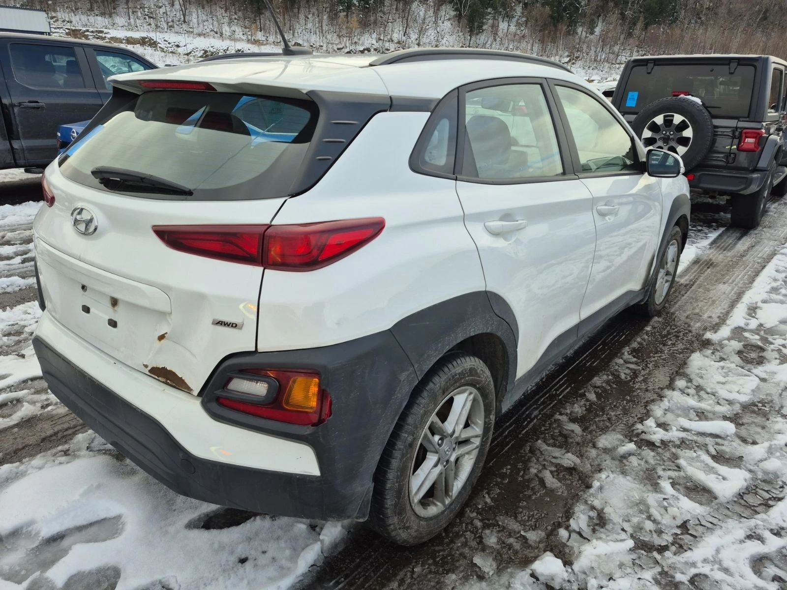 Hyundai Kona ESSENTIAL-4D UTILITY AWD CARFAX    | Mobile.bg   3