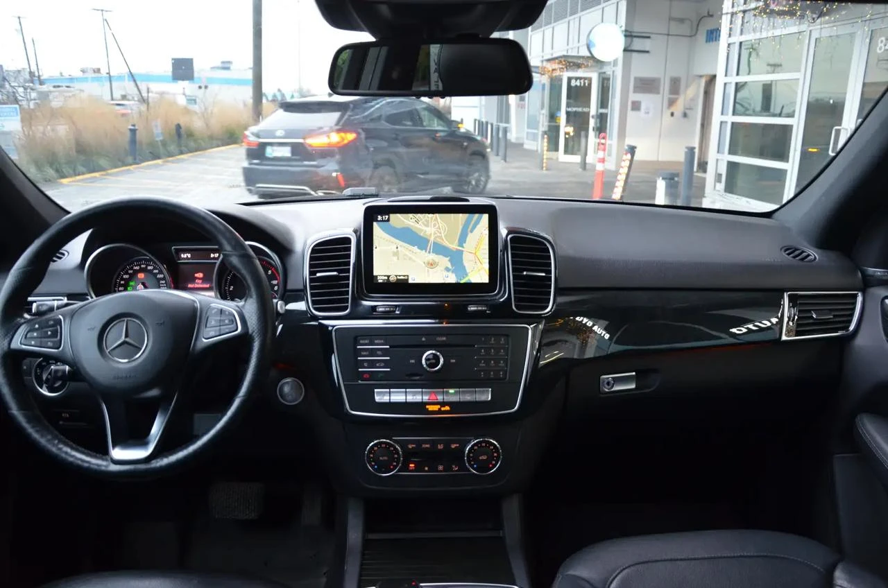 Mercedes-Benz GLE 350 AMG packet* H&K* Подгреви* 360* Пано - изображение 8