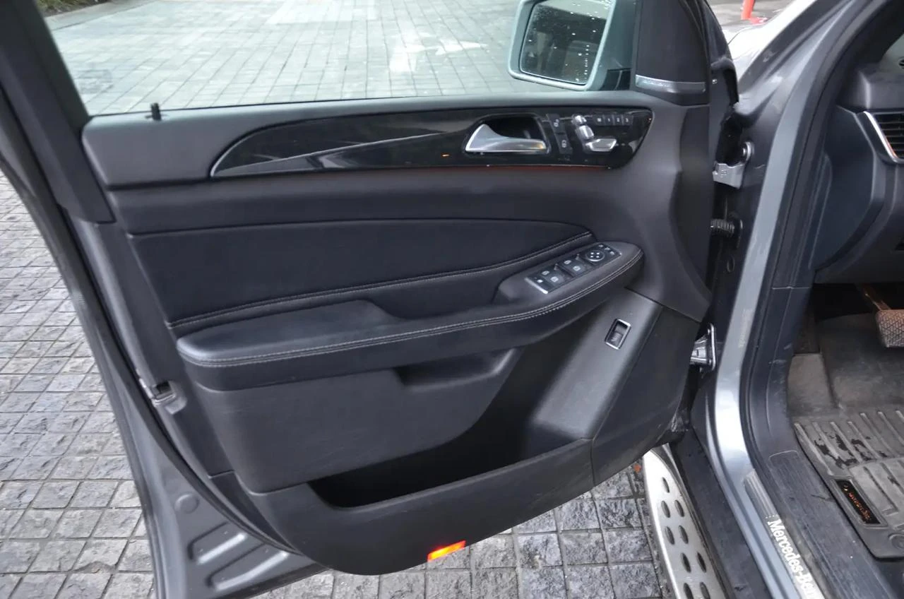 Mercedes-Benz GLE 350 AMG packet* H&K* Подгреви* 360* Пано - изображение 7