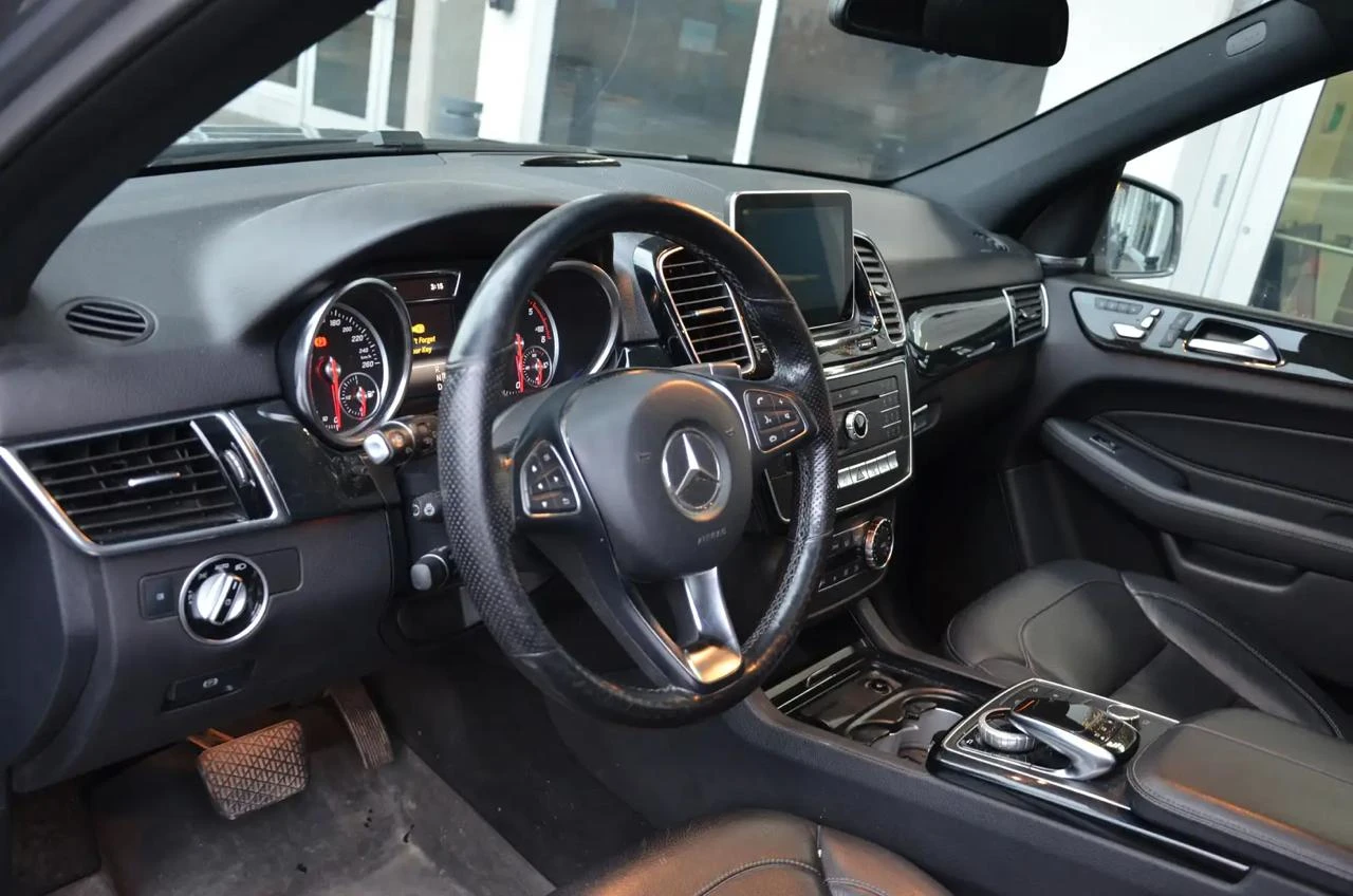 Mercedes-Benz GLE 350 AMG packet* H&K* Подгреви* 360* Пано - изображение 9