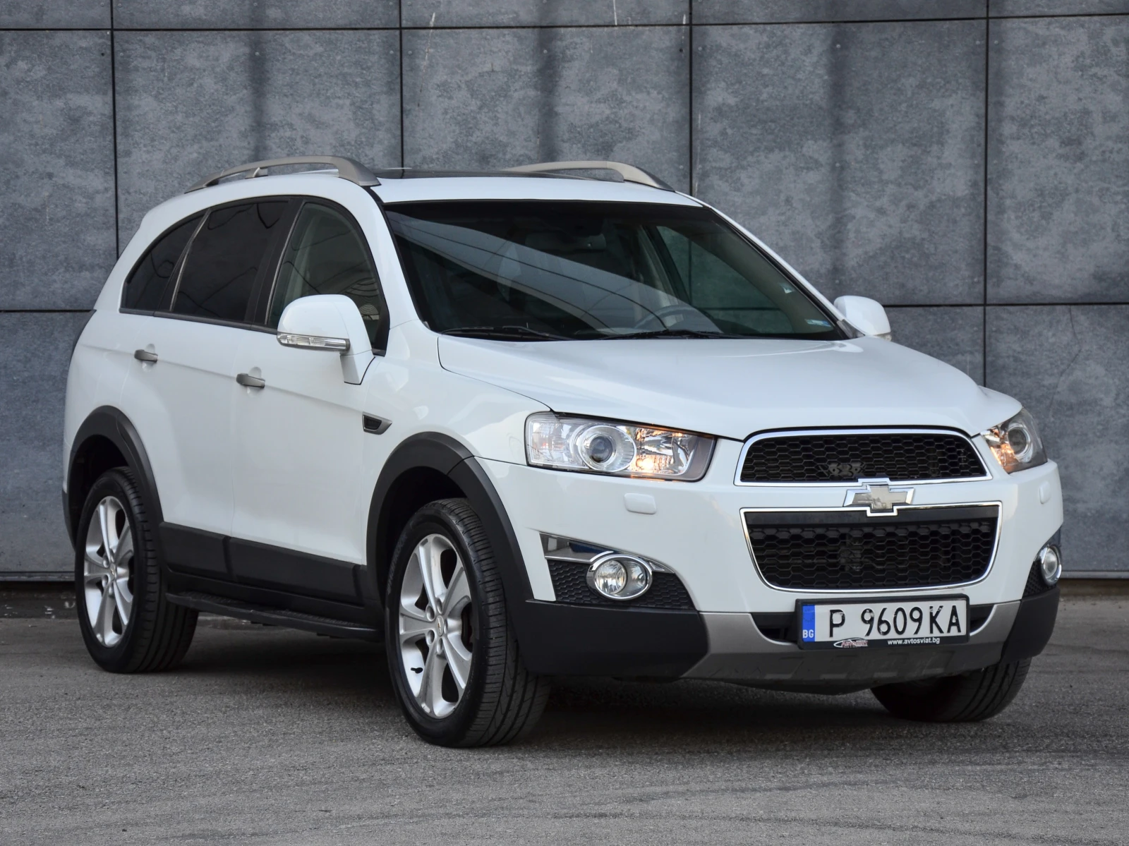 Chevrolet Captiva 2.2D* LTZ* NAVI* Камера* 7 места - изображение 2