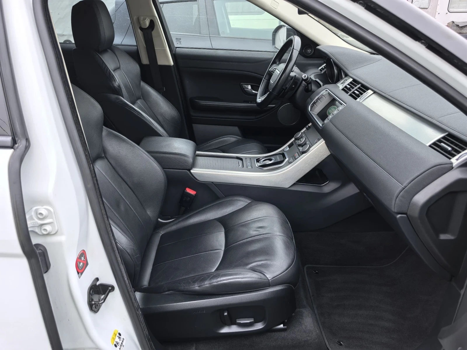 Land Rover Range Rover Evoque 2.0Td4* 126000��* 4�4* Panorama*  | Mobile.bg � ����������� 10