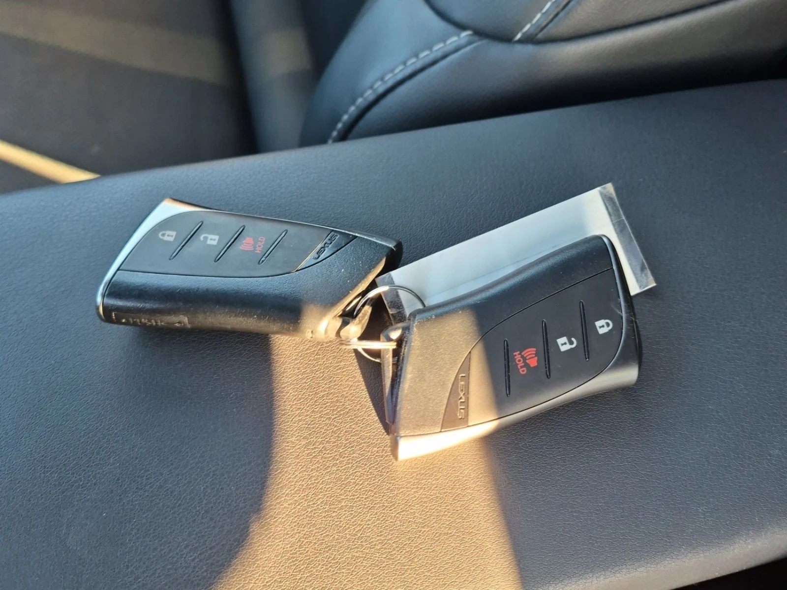 Lexus UX 250h � ����������� & ���� ������ | Mobile.bg � ����������� 14