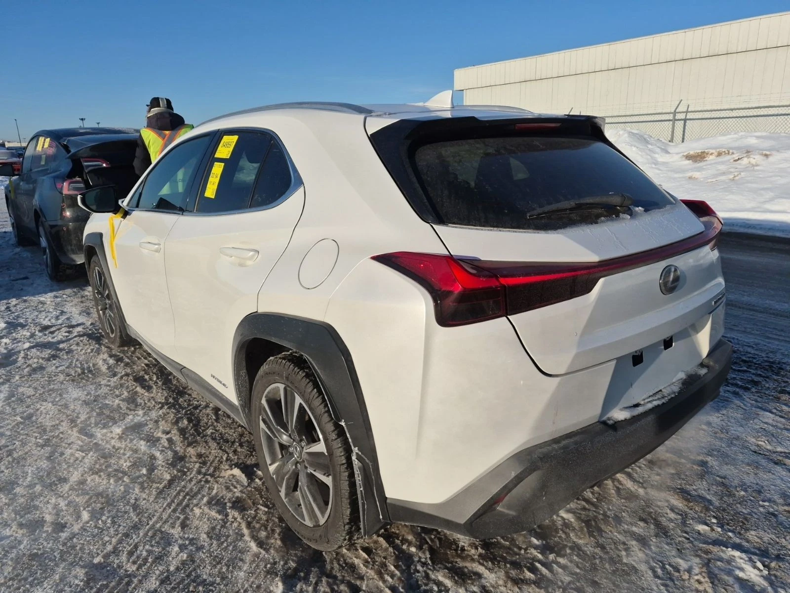 Lexus UX 250h � ����������� & ���� ������ | Mobile.bg � ����������� 4
