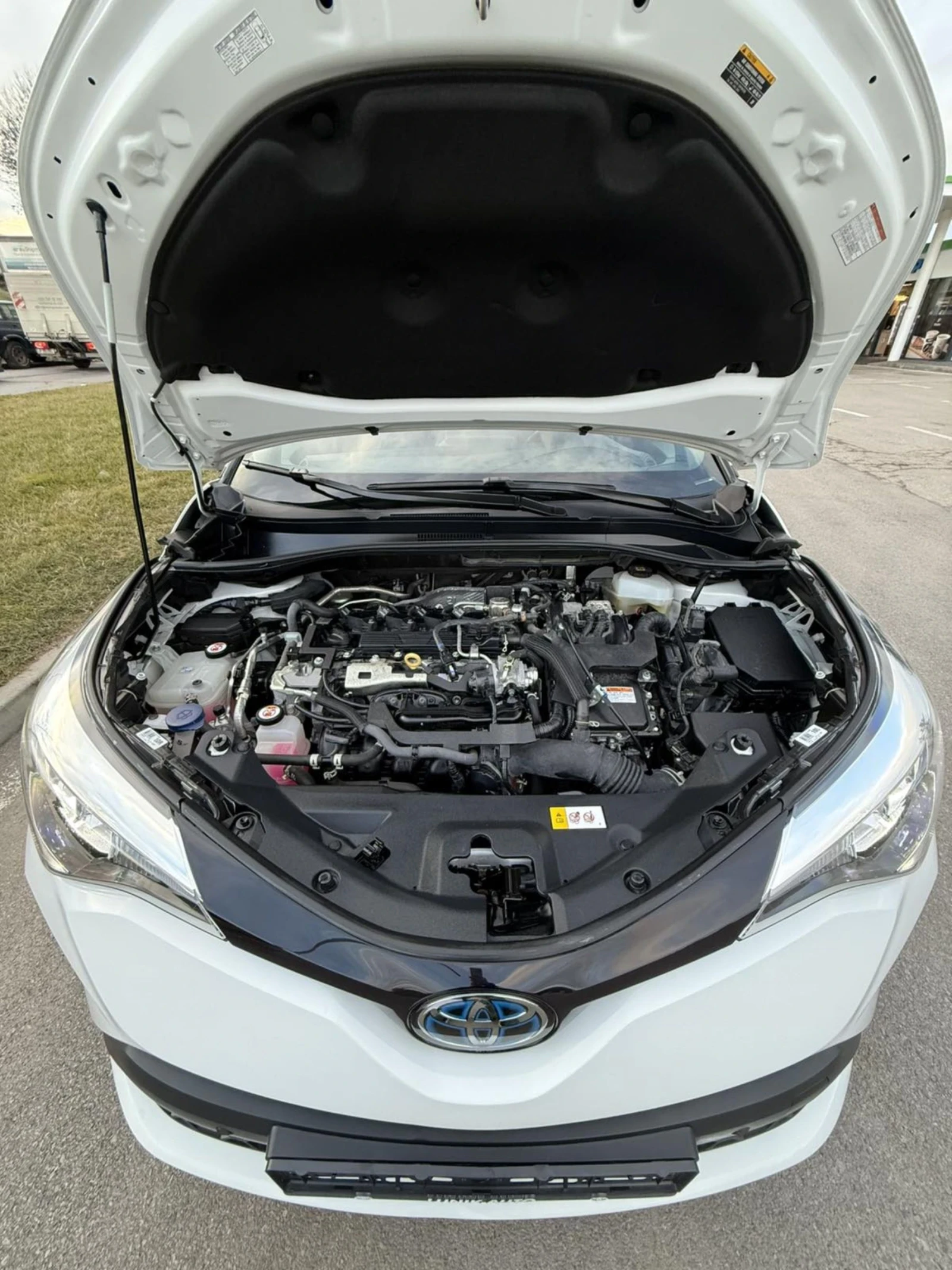 Toyota C-HR 2.0 184�.� HYBRID 88000�� | Mobile.bg � ����������� 16