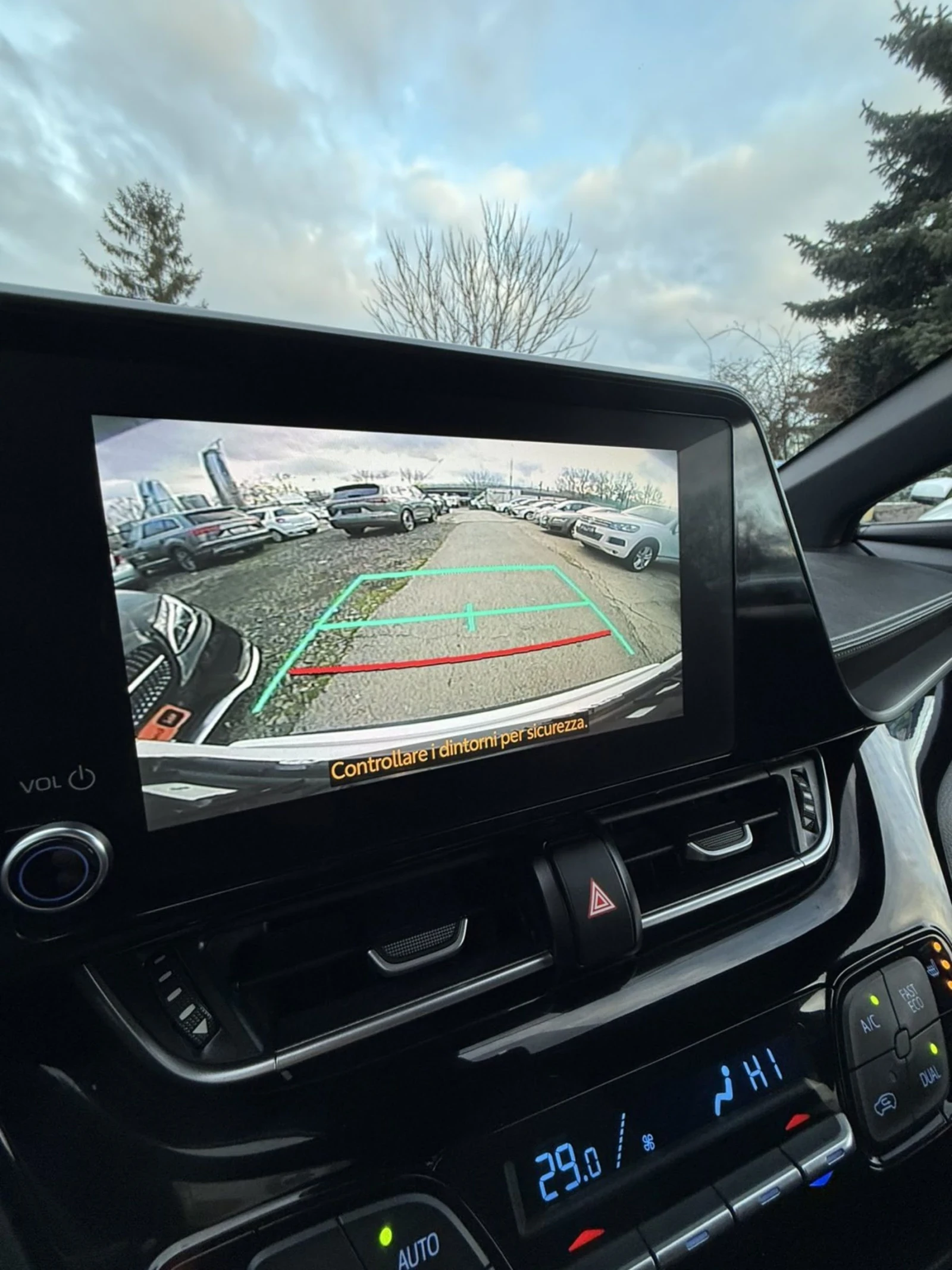 Toyota C-HR 2.0 184�.� HYBRID 88000�� | Mobile.bg � ����������� 10