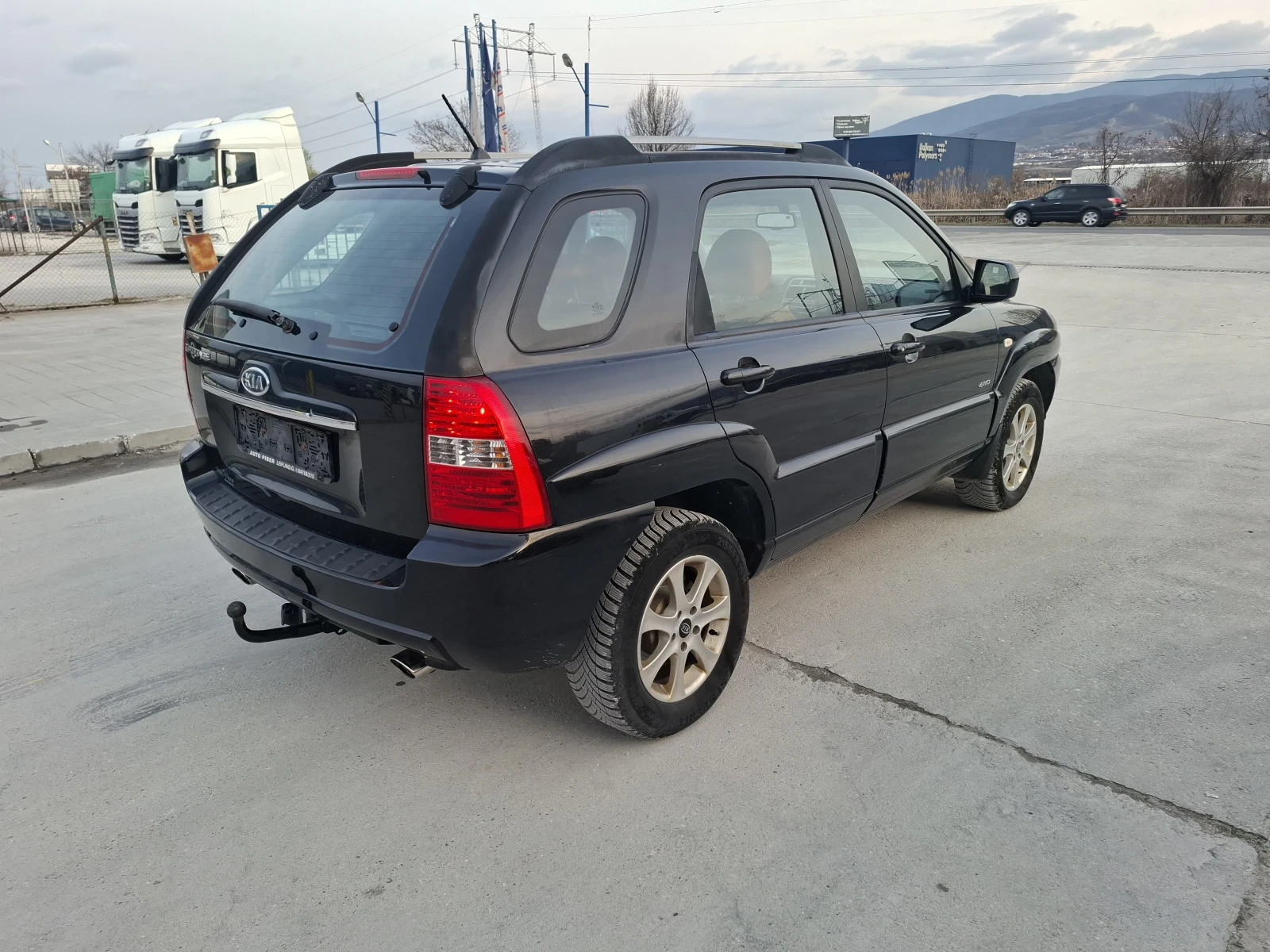 Kia Sportage, снимка 5 - Автомобили и джипове - 53926051