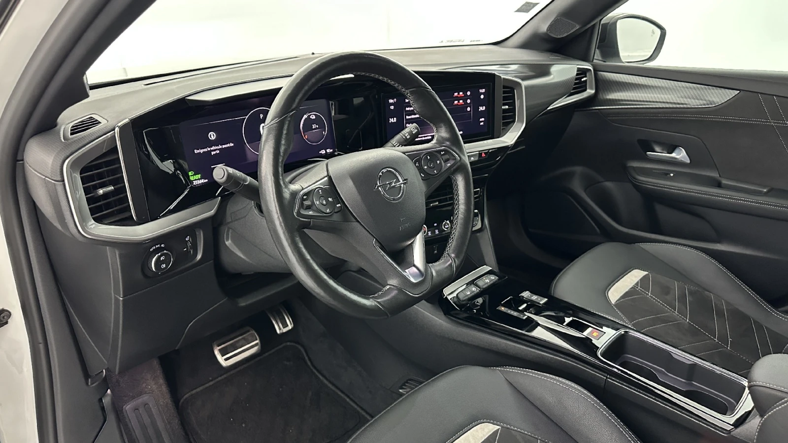 Opel Mokka e Ultimate , снимка 15 - Автомобили и джипове - 54144071