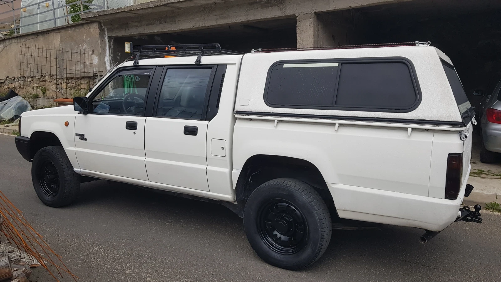 Mitsubishi L200, снимка 2 - Автомобили и джипове - 54355280