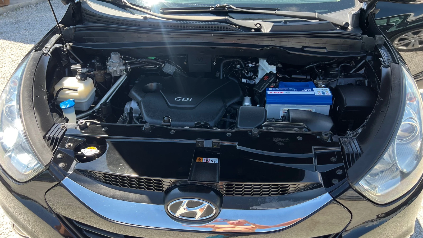 Hyundai IX35 1.6i бензин-газ, снимка 14 - Автомобили и джипове - 54917813