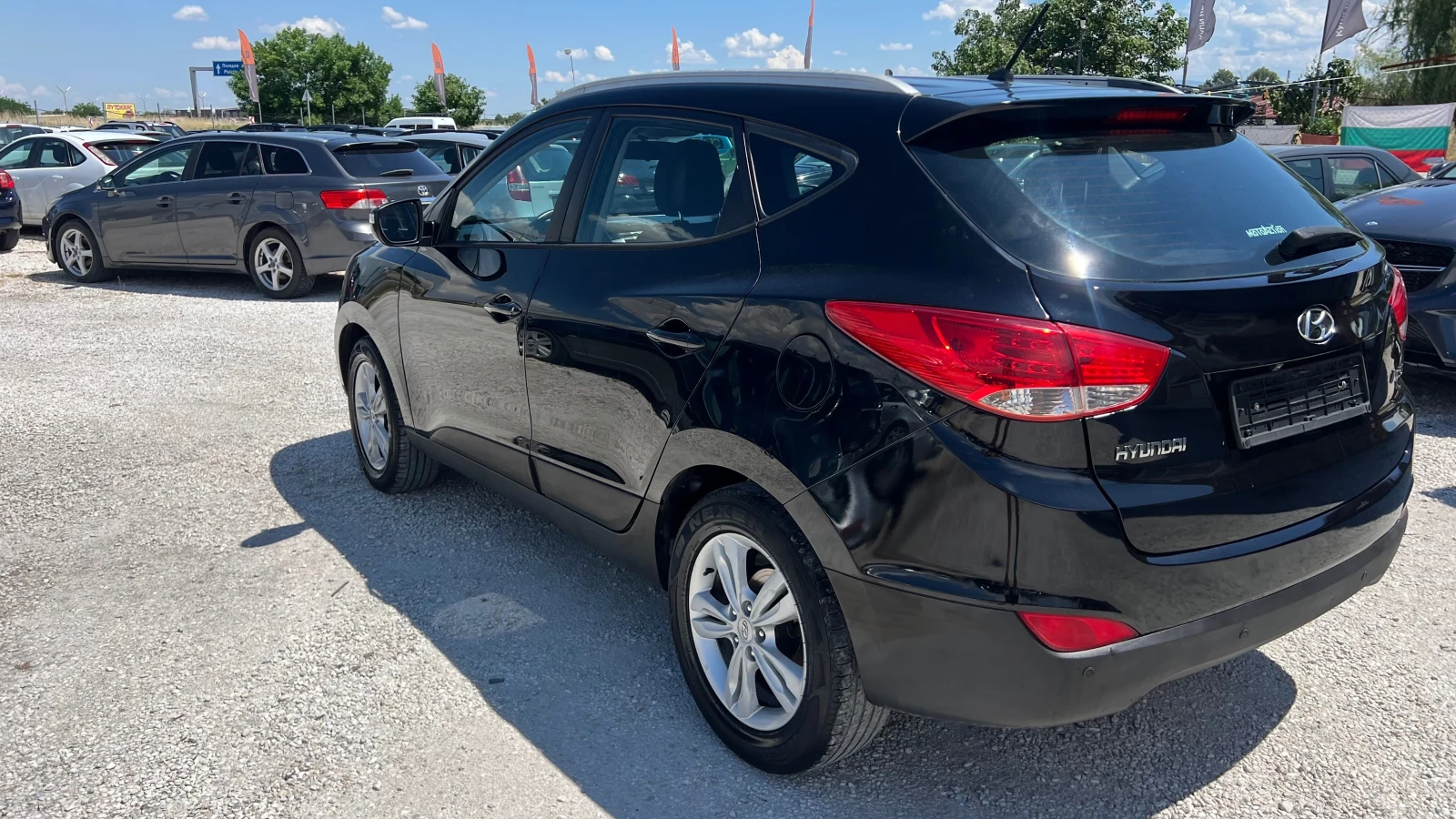 Hyundai IX35 1.6i бензин-газ, снимка 5 - Автомобили и джипове - 54917813