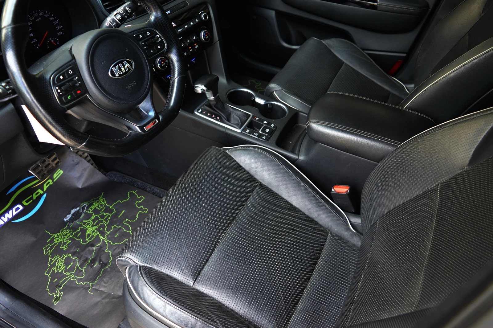 Kia Sportage 1.6 T-GDi GT-Line AWD - ШВЕЙЦАРИЯ, снимка 9 - Автомобили и джипове - 54953471
