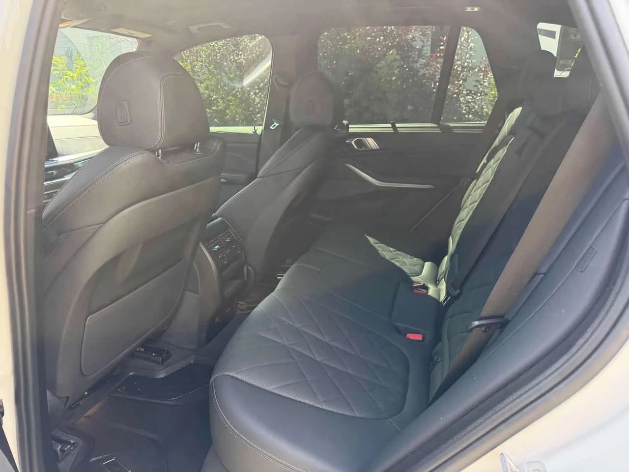 BMW X5 xDrive40i/ПАНОРАМА/ДИСТРОНИК/360 КАМЕРИ, снимка 13 - Автомобили и джипове - 55401305
