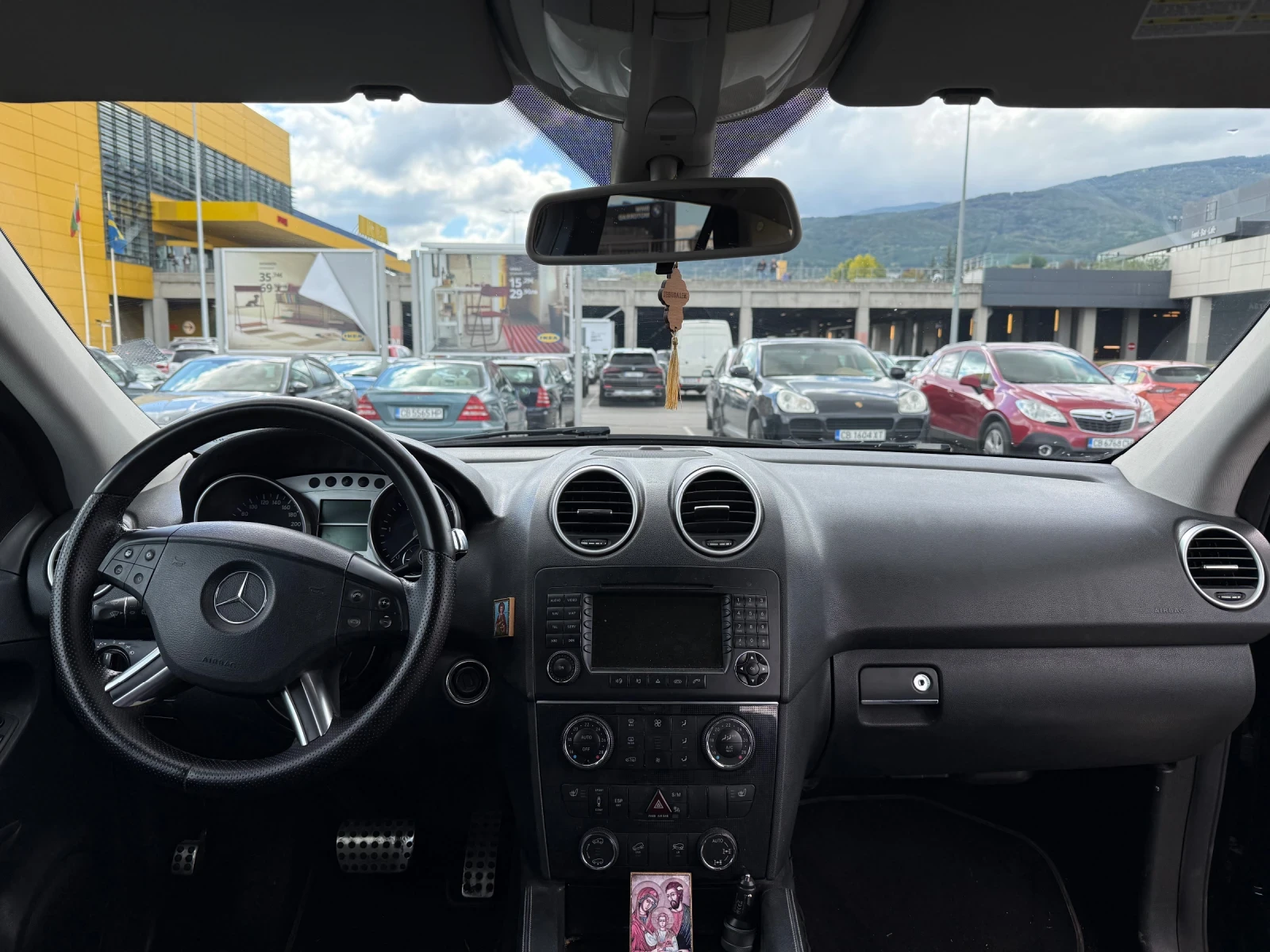 Mercedes-Benz ML 320, снимка 9 - Автомобили и джипове - 56243672