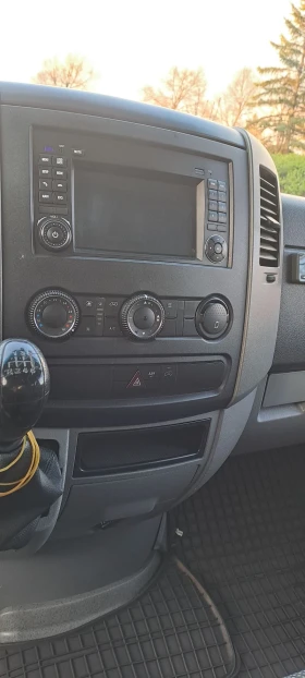 Mercedes-Benz Sprinter 319 Специален 3.5 т. V6 Отличен, Обслужен , снимка 7