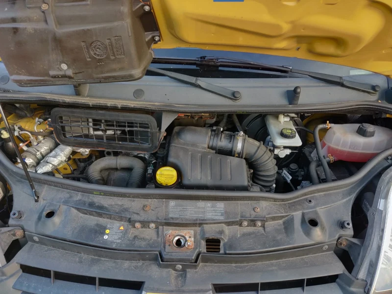 Renault Trafic, снимка 7 - Бусове и автобуси - 53253622