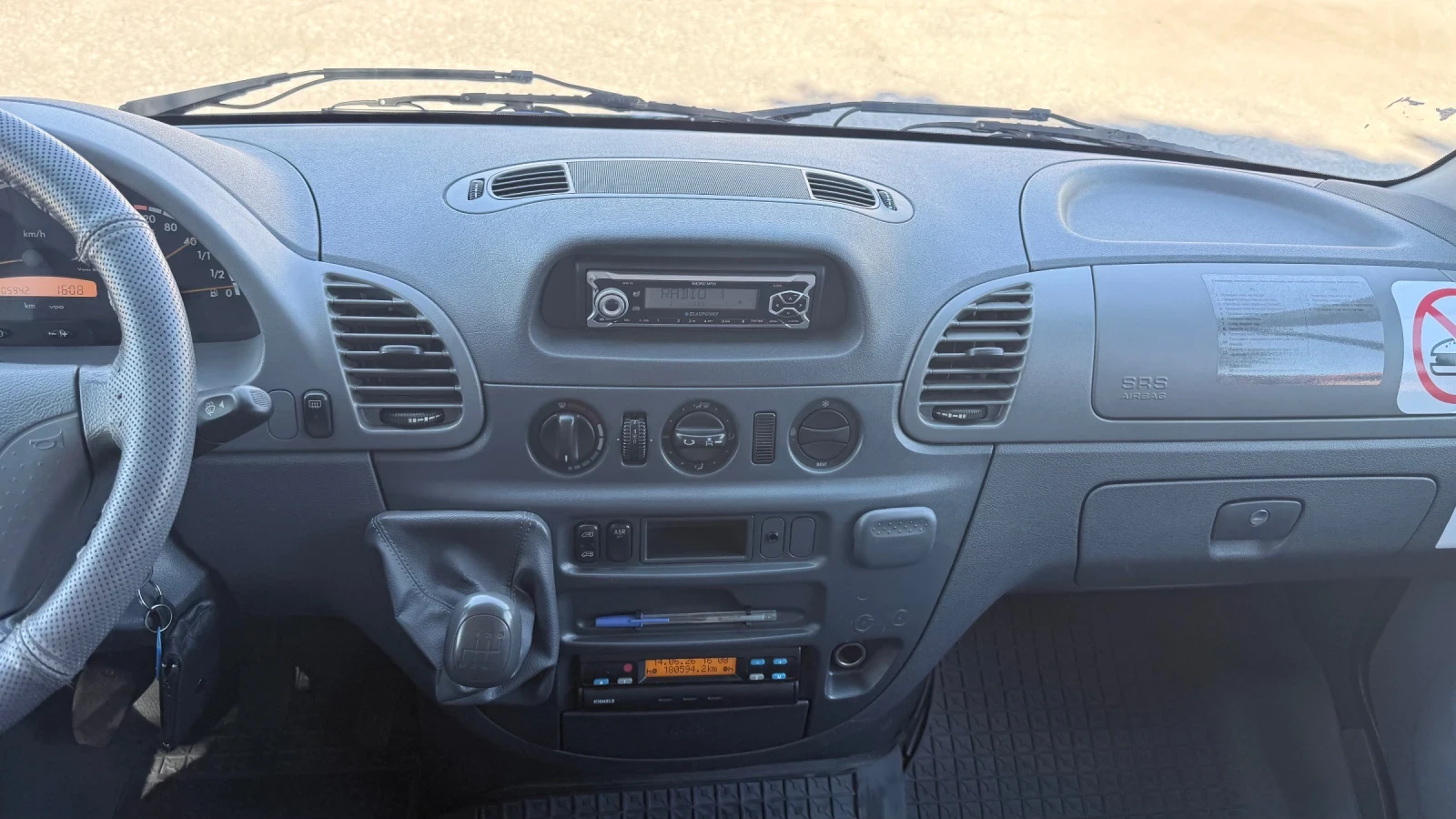Mercedes-Benz Sprinter 211 Пътнически 16 места, снимка 12 - Бусове и автобуси - 54903003