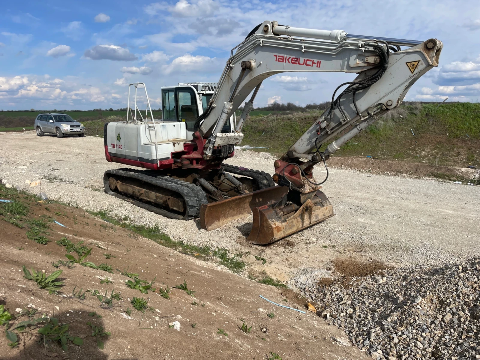 ����� Takeuchi TB1140 | Mobile.bg � ����������� 5
