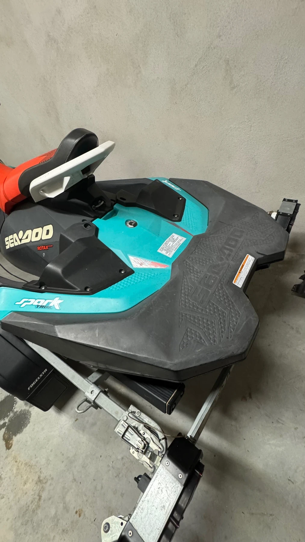 Джет Bombardier Sea Doo Spark Trixx 3Up 2017, снимка 4 - Воден транспорт - 55902205