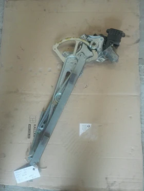 Ел машинка стъкло (стъклоповдигач) предна лява Тойота Аурис 4вр.