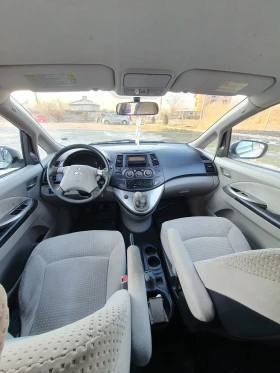 Mitsubishi Grandis 2.4 бензин, снимка 5