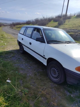 Opel Astra - 1100 € / 2151.41 лв. - 47381369 3