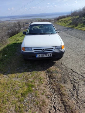Opel Astra - 1100 € / 2151.41 лв. - 47381369 2