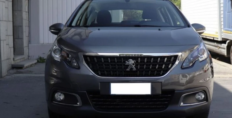 Peugeot 2008 1,2 Pure Tech ,HM05-82 PS, снимка 1 - Автомобили и джипове - 42148256