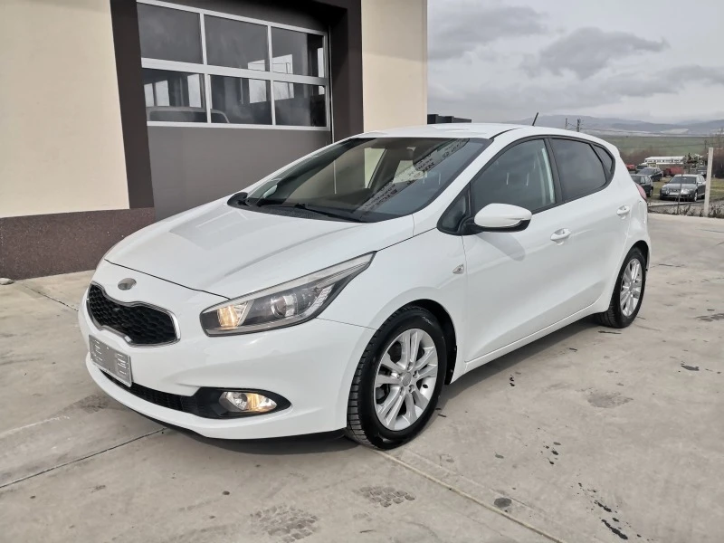 Kia Ceed 1.4 бензин газ, снимка 1 - Автомобили и джипове - 41001473