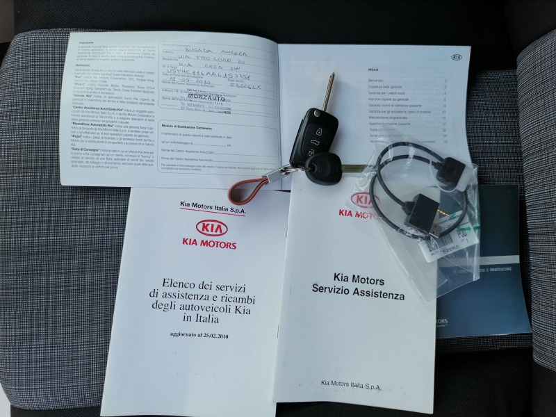 Kia Ceed 1.6CRDi FACELIFT, снимка 15 - Автомобили и джипове - 46348237