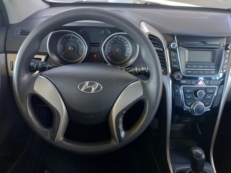 Hyundai I30 1.6 CRDi EURO6 LED , снимка 13 - Автомобили и джипове - 47397624