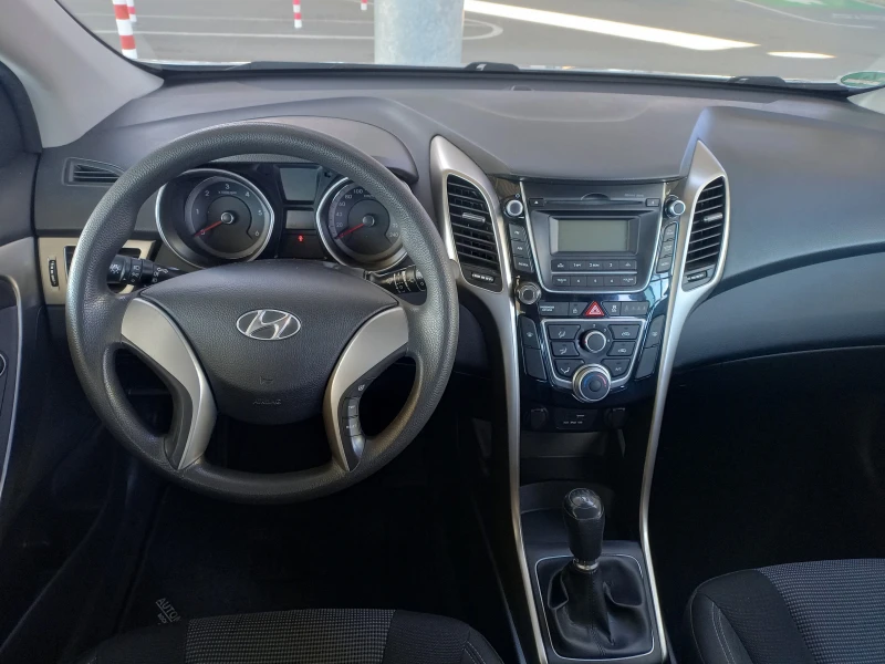 Hyundai I30 1.6 CRDi EURO6 LED , снимка 10 - Автомобили и джипове - 47397624