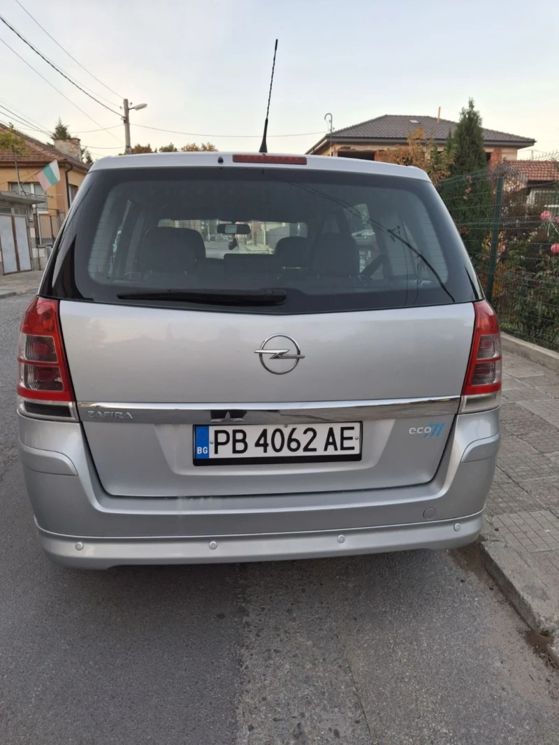 Opel Zafira МЕТАН-БЕНЗИН, снимка 2 - Автомобили и джипове - 49097867