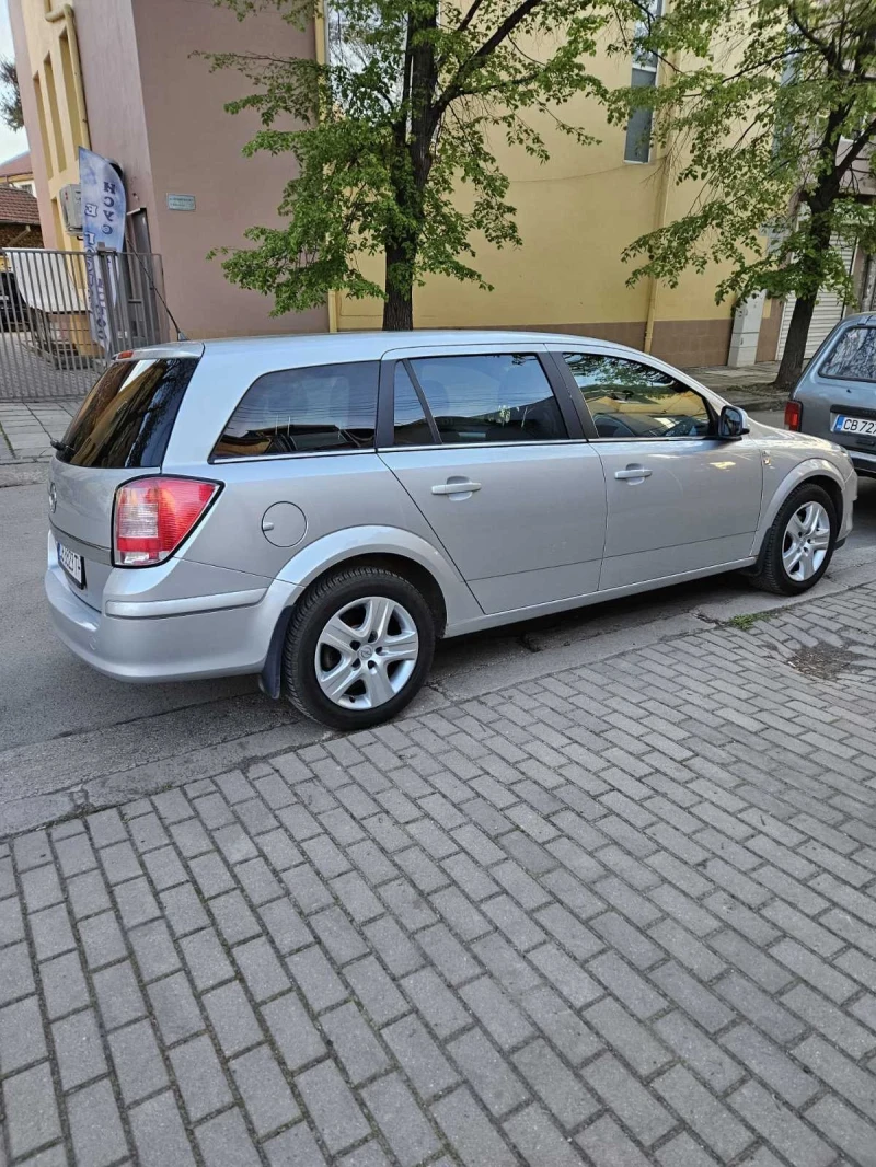 Opel Astra 1.6, снимка 3 - Автомобили и джипове - 47916878