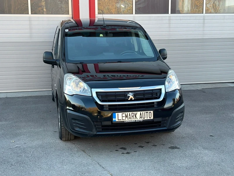 Peugeot Partner 1.2I TEPEE NAVI KLIMATIK EVRO 6B ЛИЗИНГ!!!, снимка 3 - Автомобили и джипове - 48558786