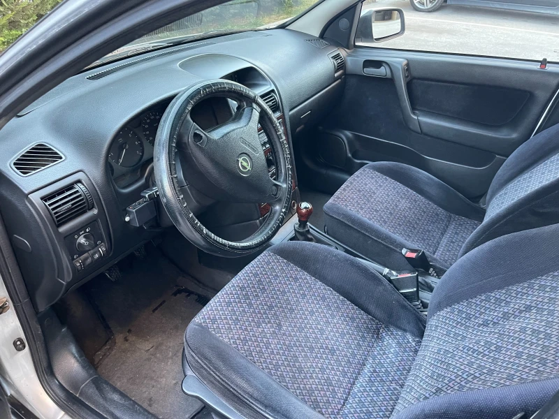 Opel Astra, снимка 5 - Автомобили и джипове - 48619093