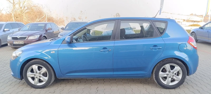 Kia Ceed 1.4, снимка 3 - Автомобили и джипове - 49067731