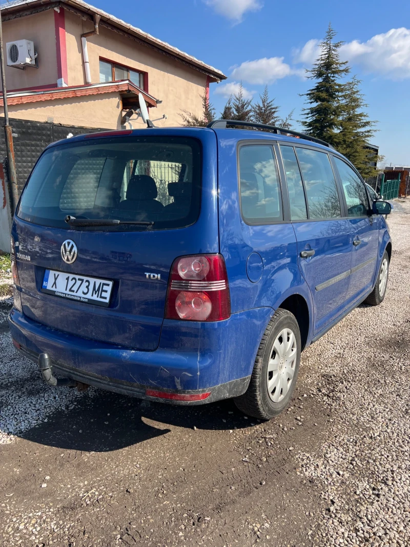 VW Touran 1.9TDI 105 к.с Face , снимка 2 - Автомобили и джипове - 49295557