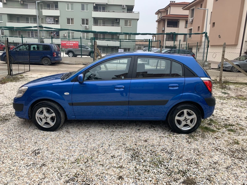 Kia Rio 1.6CVVT Automat Швейцария, снимка 3 - Автомобили и джипове - 49299292