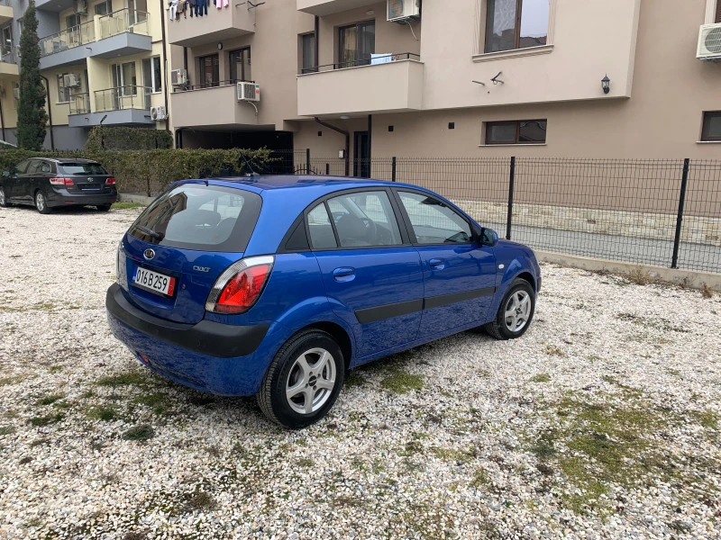 Kia Rio 1.6CVVT Automat Швейцария, снимка 6 - Автомобили и джипове - 49299292